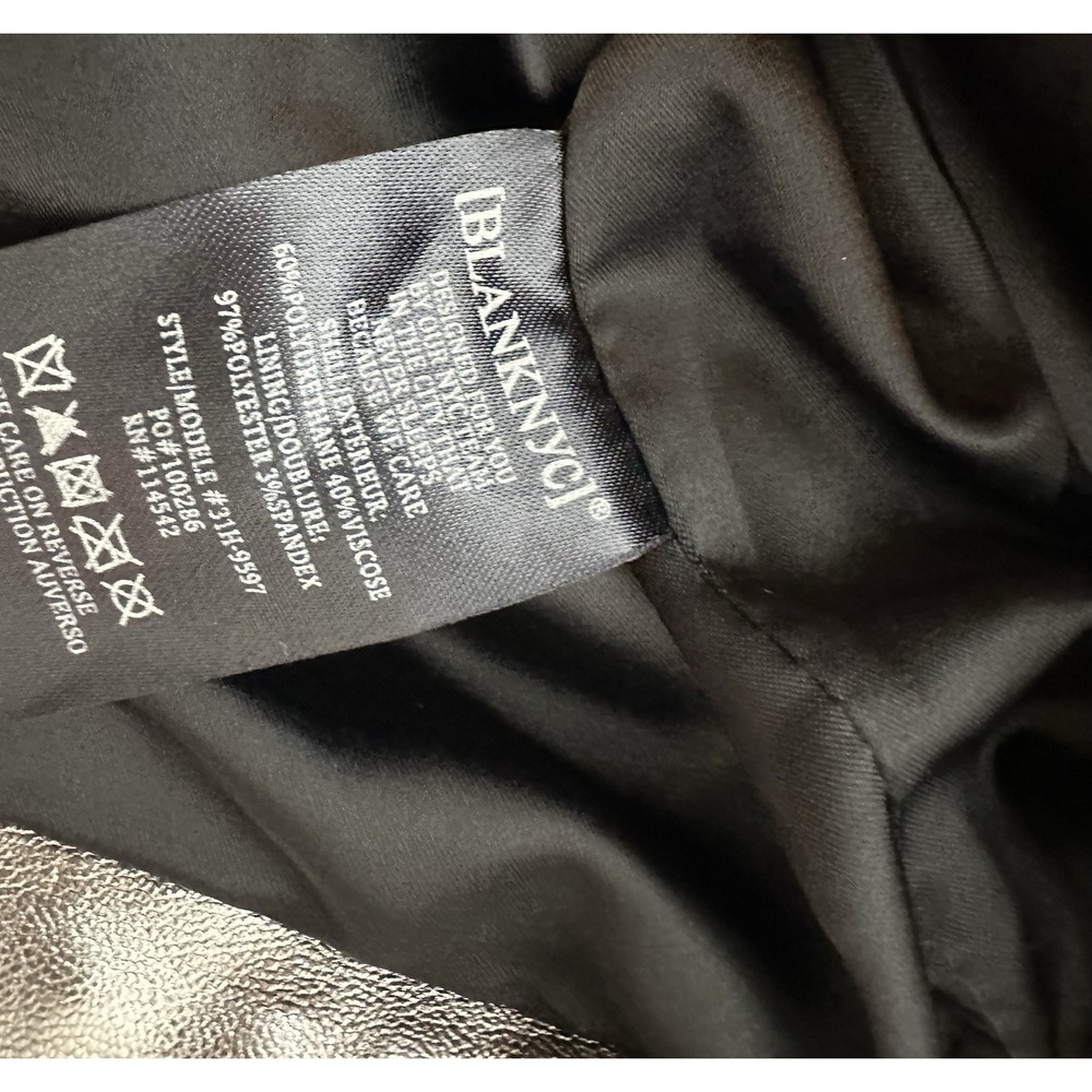 New Blank NYC Jacket Women's XS Silver Faux Leather Pockets Moto Crop Outdoor - Picture 5 of 13